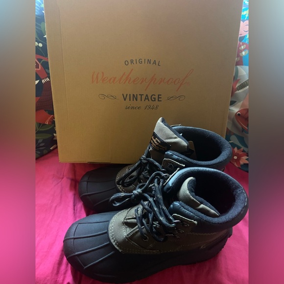 Men’s Heritage Waterproof Original Vintage Boot. - Picture 3 of 4